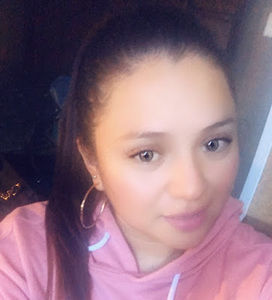 Meet your Posher, Karina